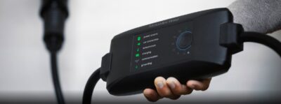 Удобная, подключенная и вариативная: Flexible Charging System Pro от Mercedes-Benz