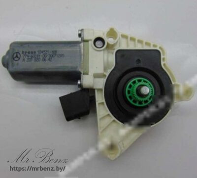 Моторчик стеклоподъемника передний правый к Mercedes CLS C218, 2013 г.