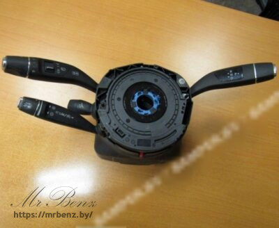 Переключатель подрулевой (стрекоза) к Mercedes CLS C218, 2011 г.