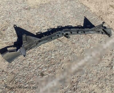 Кронштейн крепления бампера переднего к Mercedes CLS C218, 2012 г.