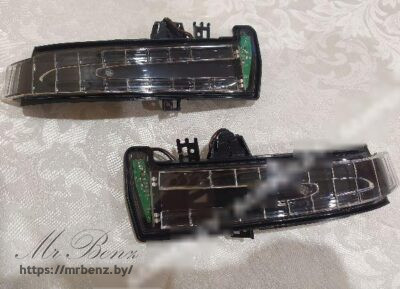 Повторитель в зеркало передний к Mercedes E W212, 2013 г.