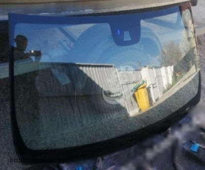 Стекло лобовое к Mercedes E W212, 2010 г.