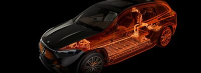 Mercedes-Benz демонстрирует безопасность электромобилей