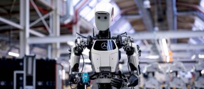 Mercedes-Benz запустил использование искусственного интеллекта и человекоподобных роботов на своем цифровом заводе в Берлине